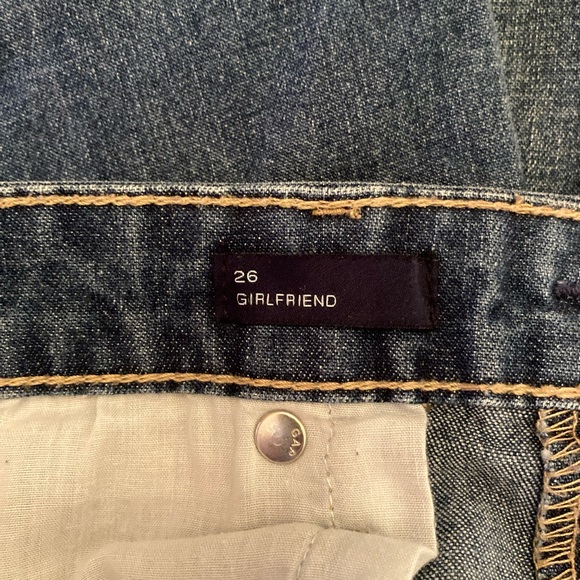 Gap denim Girlfriend crops. Size 26. Medium wash. - Picture 4 of 4